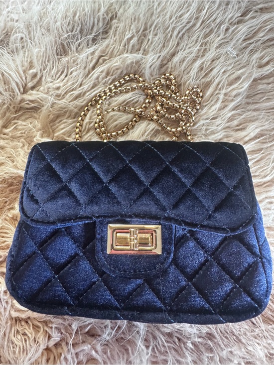 Tiny Treats Handbags - Tiny Treats Zomi Gems Navy Velvet Quilted Gold Chain Crossbody Purse